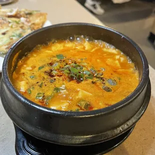 Seafood and tofu Soon Du Bu