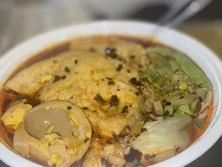 Min's Noodle House 渔家重庆小面