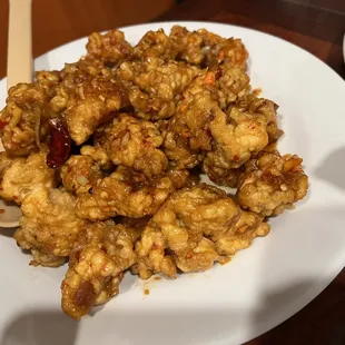 Gganpoongki (chicken in garlic sauce)