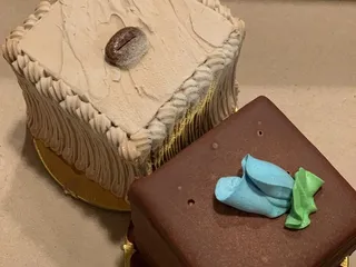 Chez Pierre French Bakery And Cafe On Harrison, Lakeview