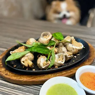 #100 ỐC HUONG BIÉN NUỐNG BƠ TÓI: Garlic Butter Sea Snails | $14.95