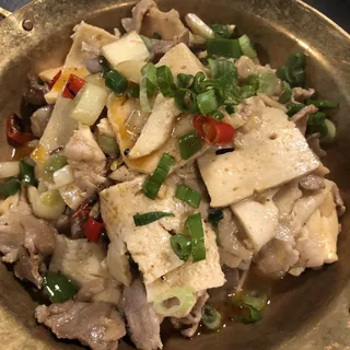 Stinky Tofu With Pork Intestine