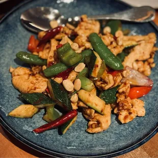 Kung Pao Mary 's Chicken