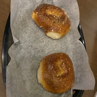 Dinner rolls