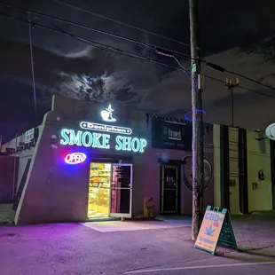 Doniphan Smoke Shop