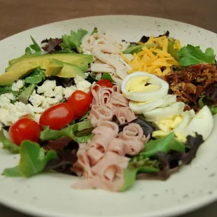 healthy salads, vegetarian, and gluten free options