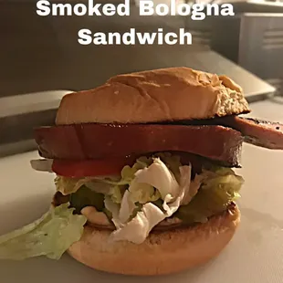 a bacon and lettuce sandwich