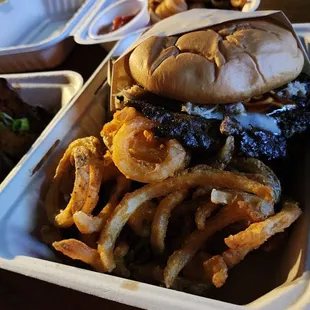 Da Lolo: Hawaiian burger