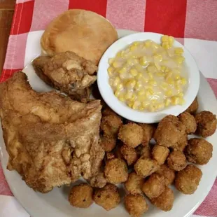 chicken wings, fried chicken wings, chicken wings and fried chicken, food, fried chicken, poultry, bbq chicken, chicken, bbq wings