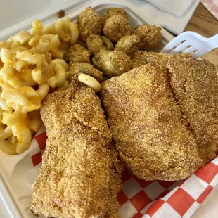 fried chicken, macaroni and cheese