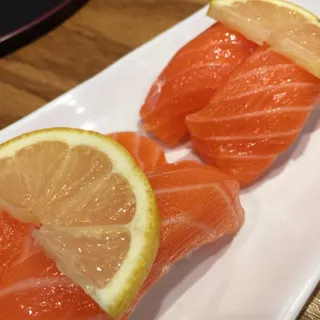 Salmon Sushi