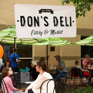 Outdoor seating during the Beaver Art Walk