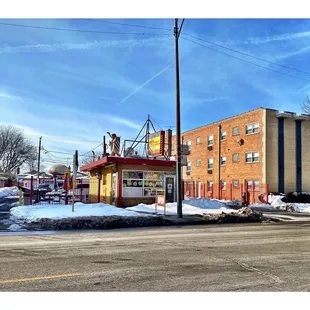 Don&apos;s Drive In. (W77th St / S Kedzie Ave) Chicago, IL Burgers Hotdogs Steak Philly Chicken Fish Italian Sandwiches Tamales Shakes . Cool!