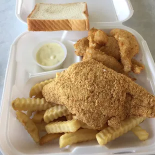 Butterfly shrimp and catfish