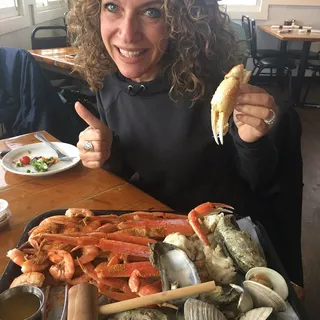 Steamed Seafood Platter*