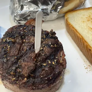 Filet wrapped in bacon