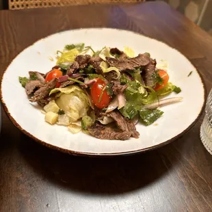 Spicy beef salad