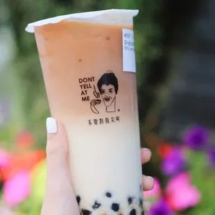 Traditional milk tea | (ig: @alisa.eats.food)