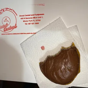 Pink fingernail in the Boston cream