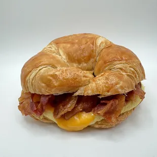 bacon, egg &amp; cheese breakfast sandwich