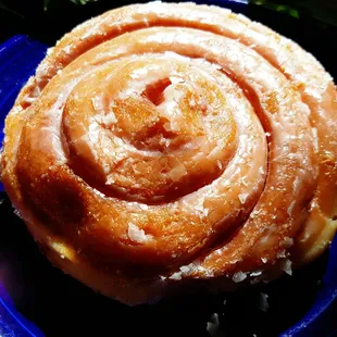 I'm addicted to Donut Delight Cinnamon Roll! I can't get enough of it!