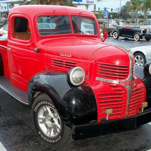 1943-1944(?) Dodge truck