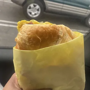 Bacon, egg and cheese croissant sandwich