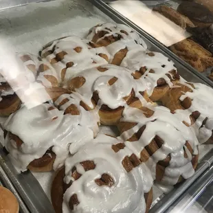 Cinnamon rolls
