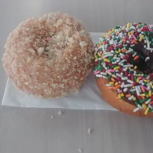 Crumb &amp; Chocole w/ Sprinkles