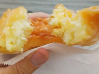 Foster's Donuts