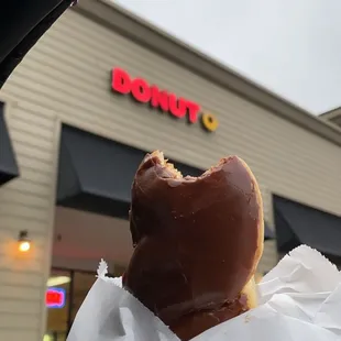 Chocolate twisty donut $1.10