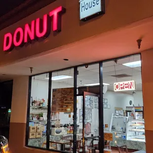 Donut House