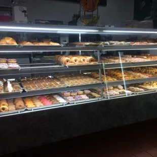Lots of fresh donut choices! The coffee is really as well  perfect morning stop before or after the beach!