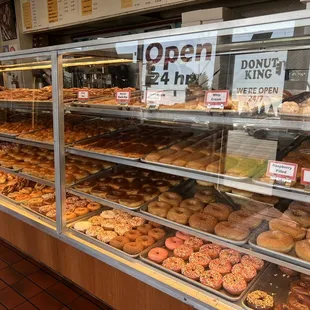 Donut people donut! Yum