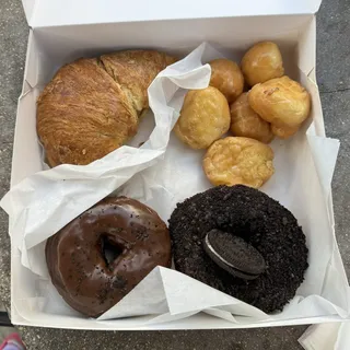 Bacon Egg And Cheese Croissant