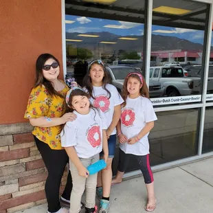 2019 National Donut Day at Donut Mart Juan Tabo
