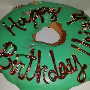 Happy birthday Uriah I'm happy I chose Donut Mart to make your party Donuts!