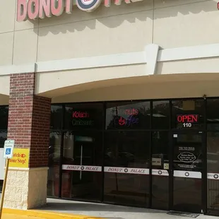 a donut palace storefront
