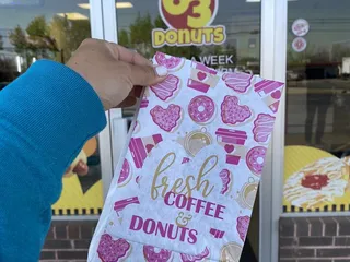 63rd Street Donuts