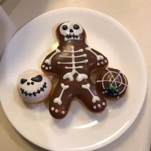 a decorated ginger man on a plate