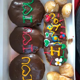 a dozen donuts in a box