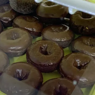 Chocolate cake (devil's food)