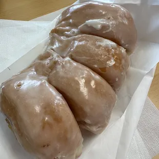 Bear claw 2/2023
