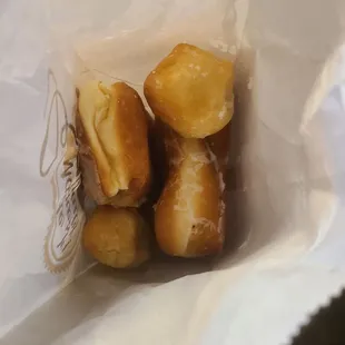 Take home bag of goodies!