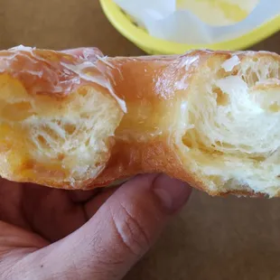 Donut think for a second that it looks better than it tastes. Quite the opposite.