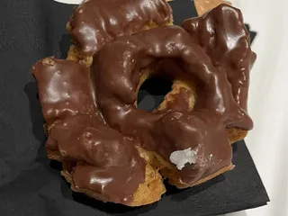 Bosa Donuts