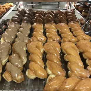 Look nice and gloomy to eat..