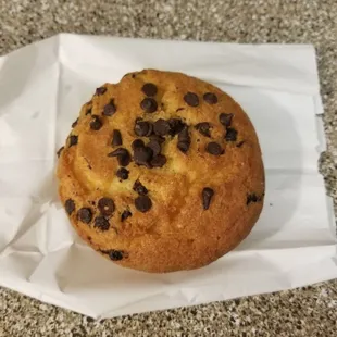 Chocolate Chip Muffin