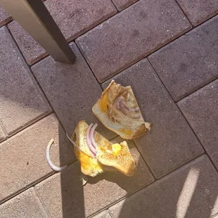 10/5 stars staff is so friendly +welcoming I had the unfortunate experience of dropping my sandwich and they didn't hesitate to remake it.