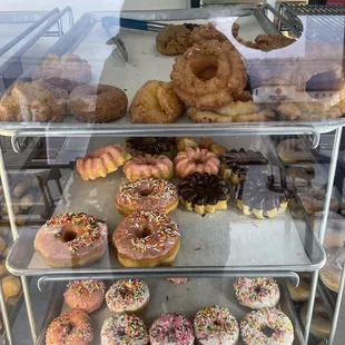 It&apos;s 1 pm; these are the choices left